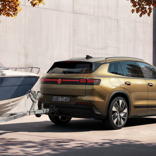 2027 Volkswagen ID. Tiguan Style Rear View