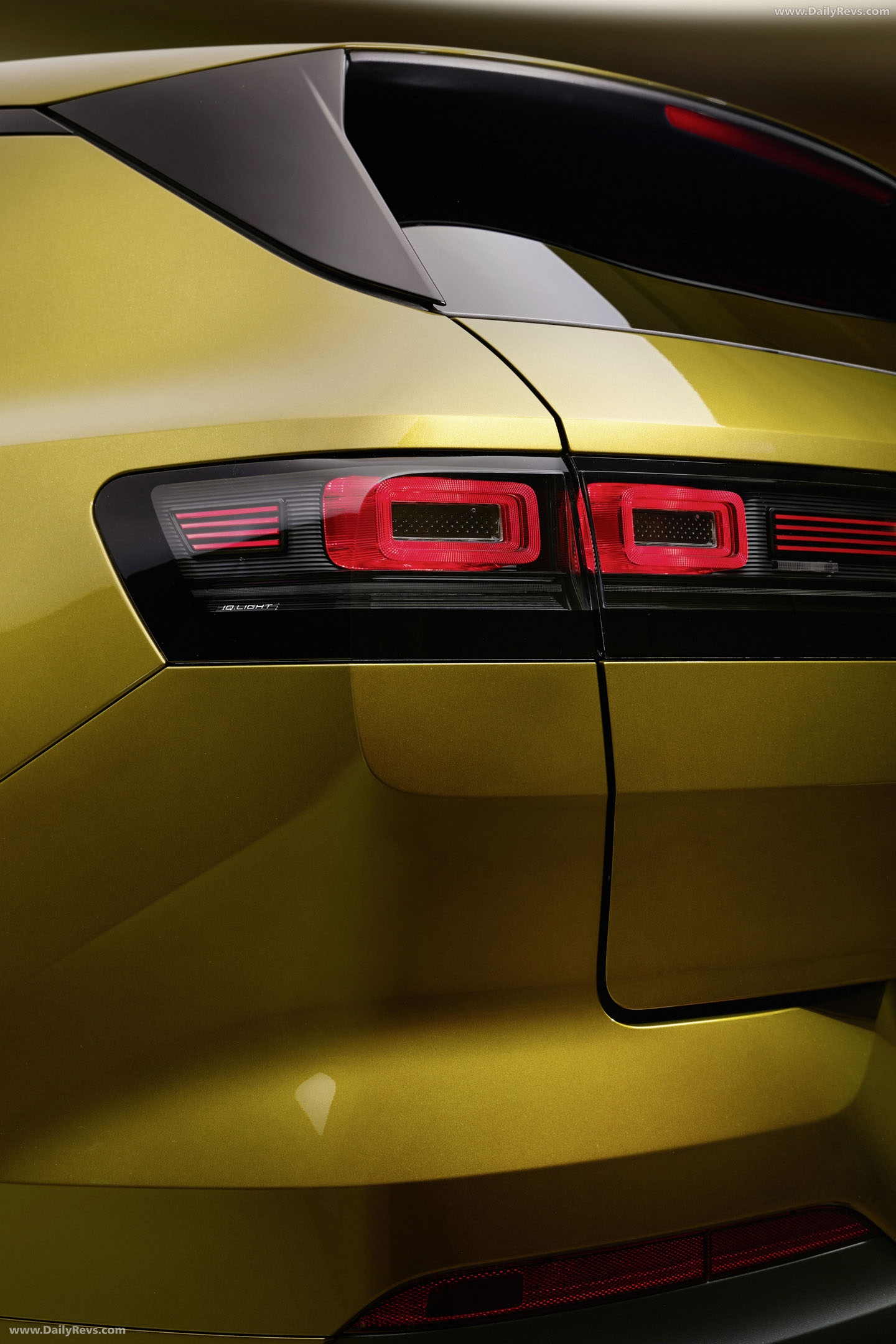 2027 Volkswagen ID. Tiguan Style Exterior