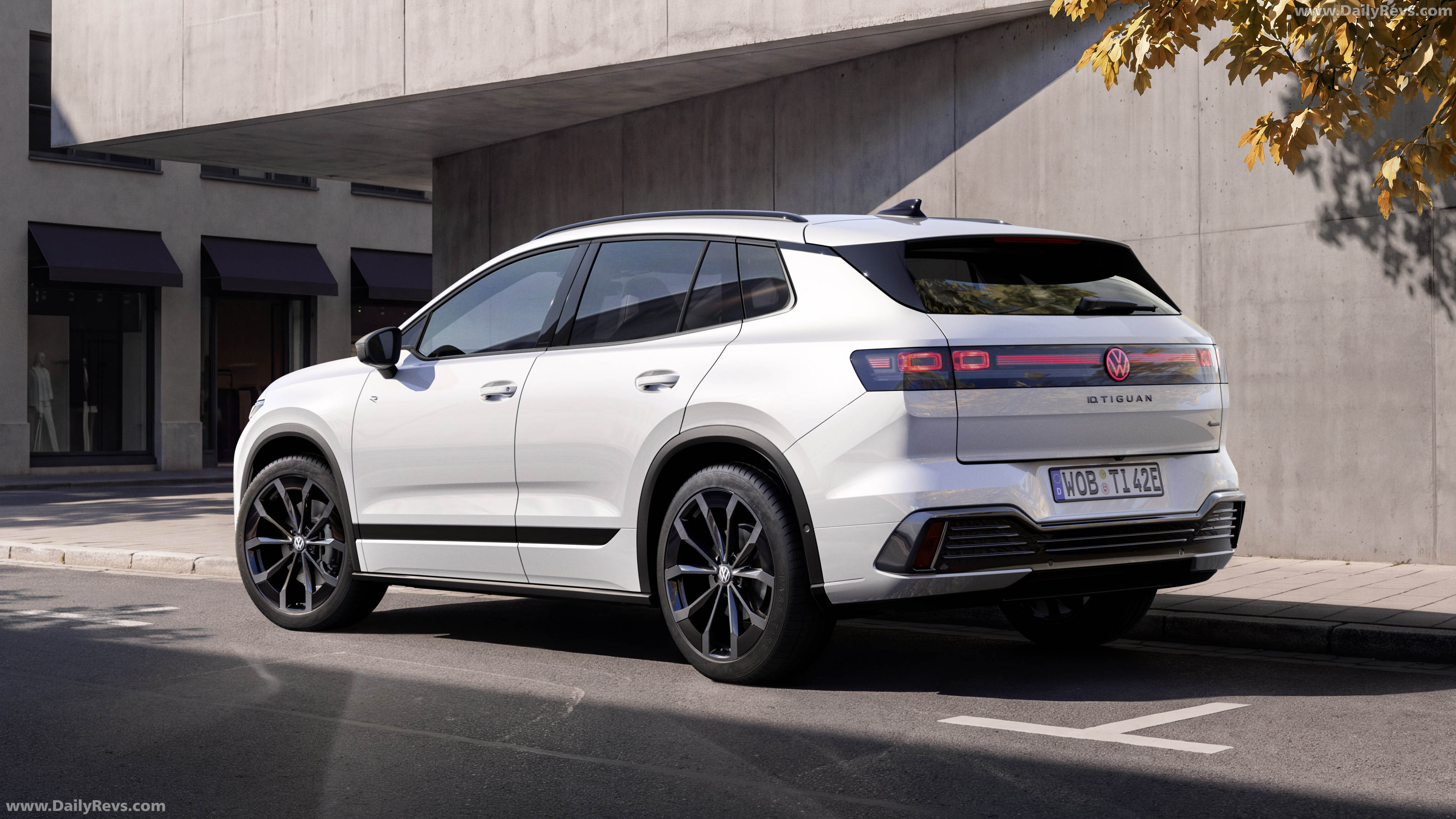 2027 Volkswagen ID. Tiguan R-Line Rear View