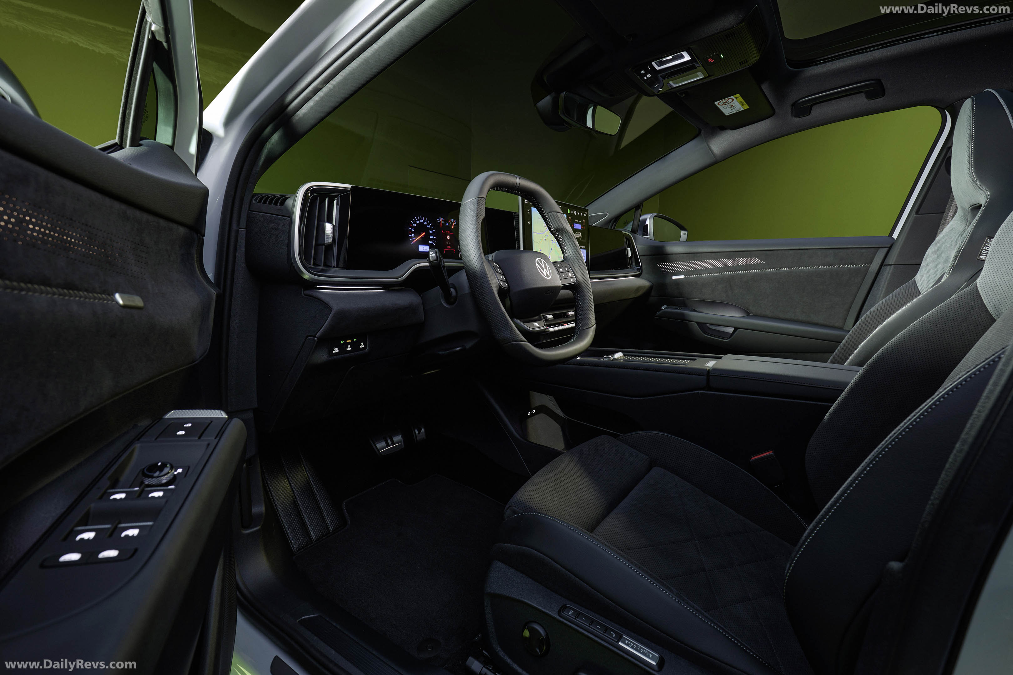2027 Volkswagen ID. Tiguan R-Line Interior
