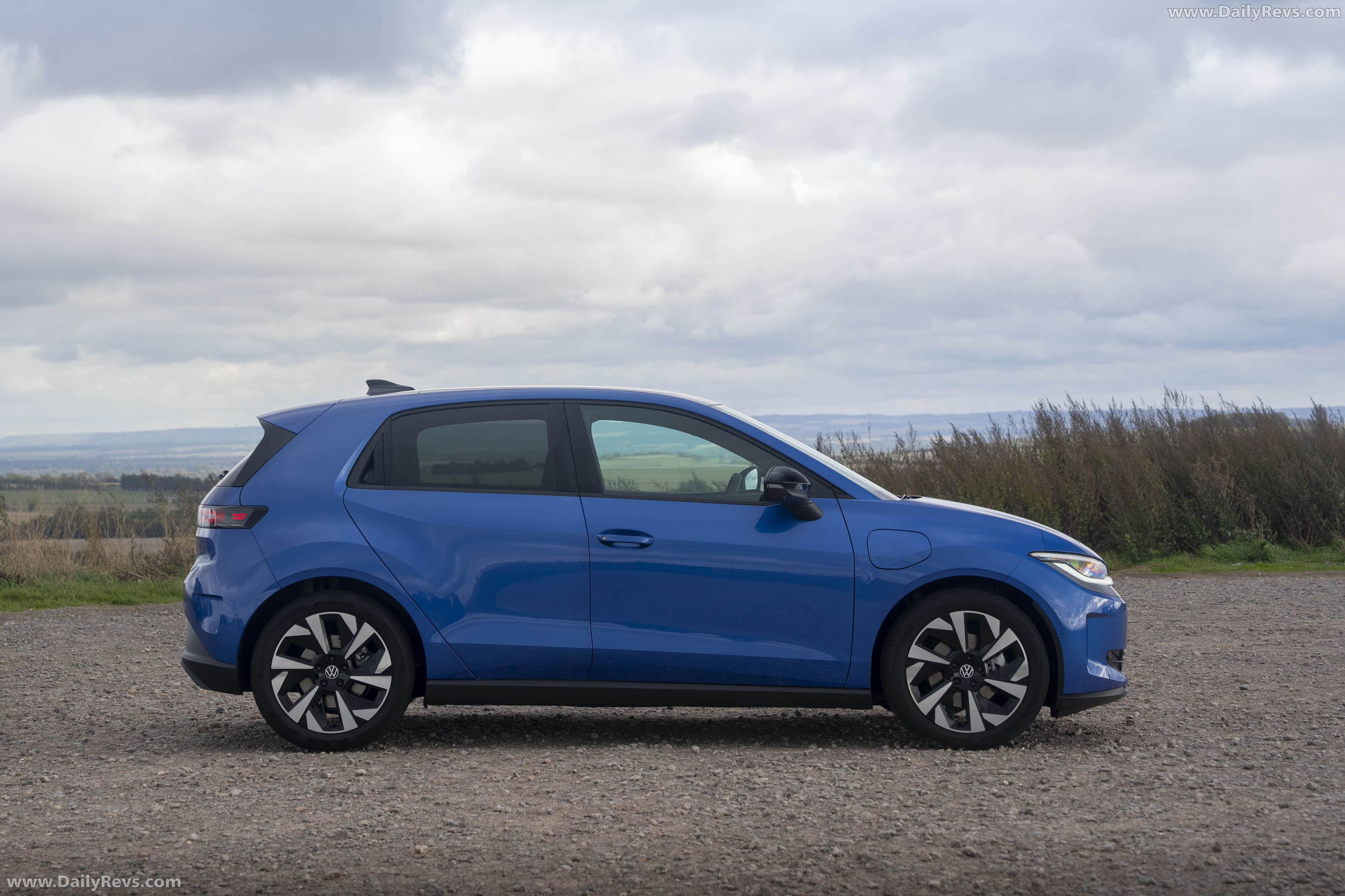 2027 Volkswagen ID. Polo Style Side View