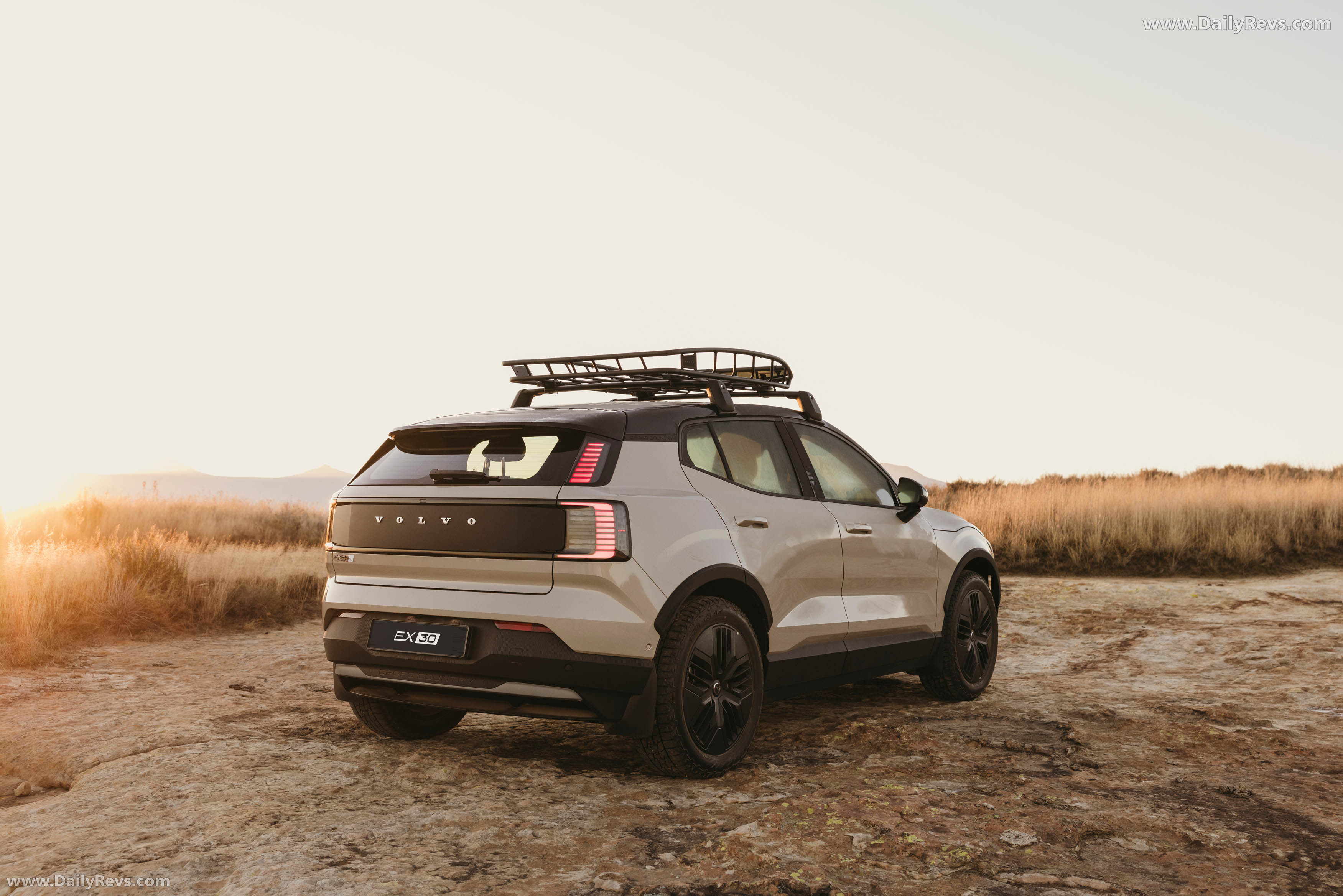 2026 Volvo EX30 Cross Country South African Version Compact Electric 2026 Volvo EX30 Cross Country South African Version Compact Electric
