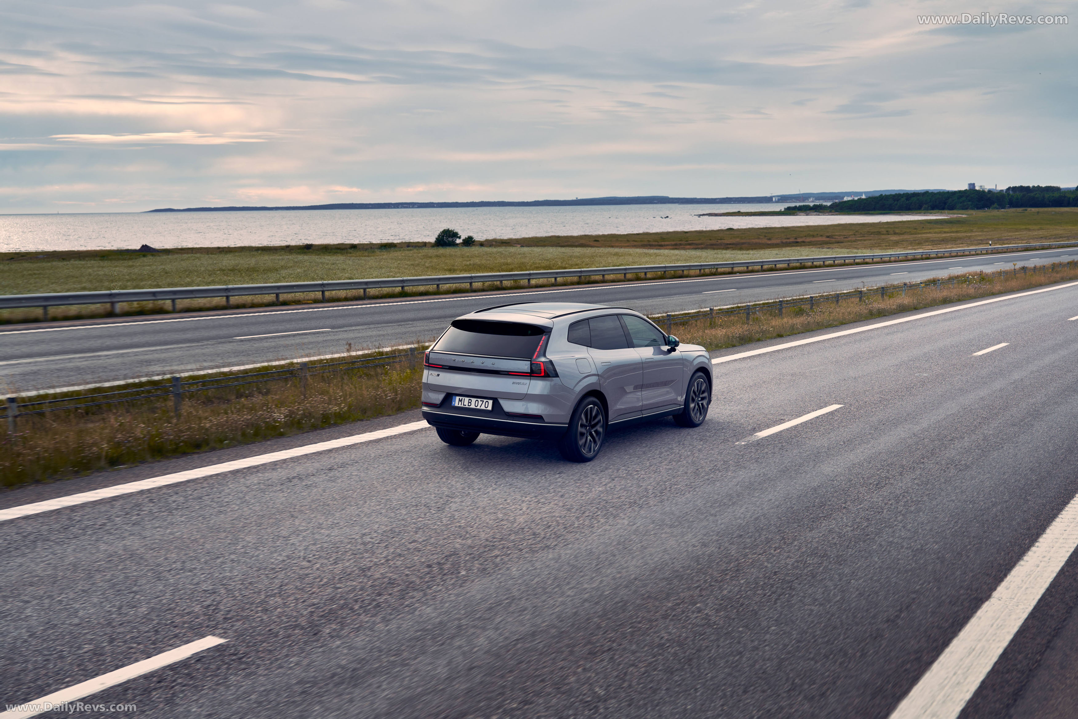 2026 Volvo XC70 Chinese Version Rear View