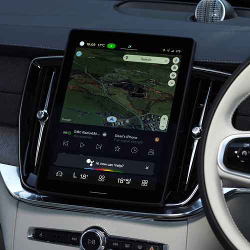 2025 Volvo XC90 T8 Ultra Interior