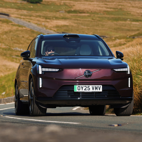 2025 Volvo EX90 Twin Motor Ultra Front View