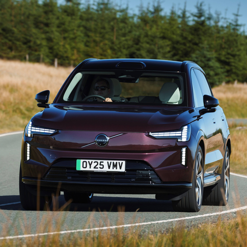 2025 Volvo EX90 Twin Motor Ultra Front View