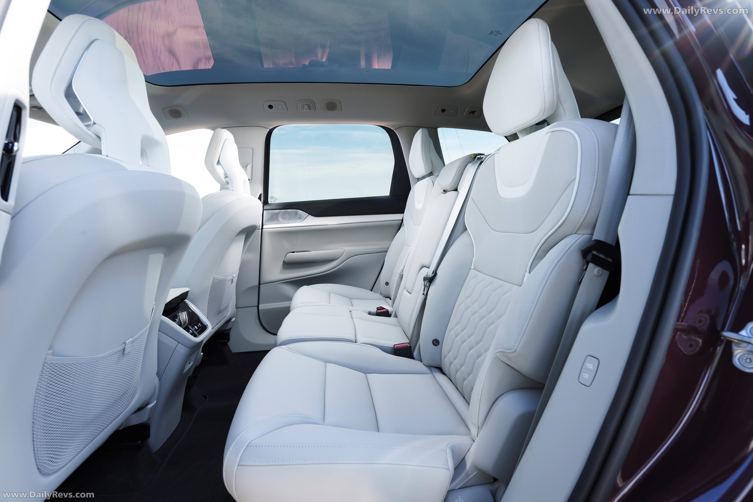 2025 Volvo EX90 Twin Motor Ultra Interior