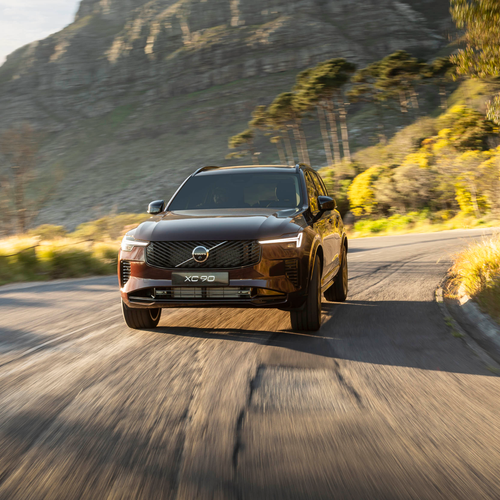 2025 Volvo XC90 South African Version Front View