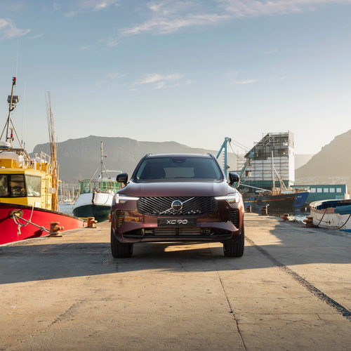 2025 Volvo XC90 South African Version Front View