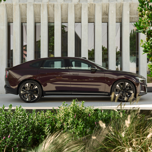 2026 Volvo ES90 Mulberry Red Side View