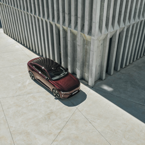 2026 Volvo ES90 Mulberry Red Top View