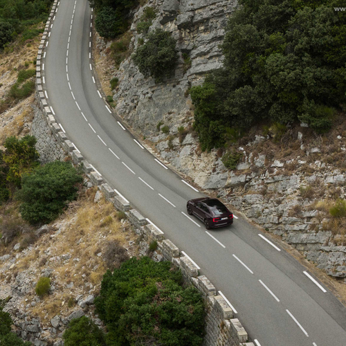 2026 Volvo ES90 Mulberry Red Top View