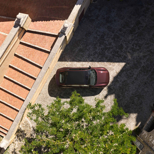 2026 Volvo ES90 Mulberry Red Top View