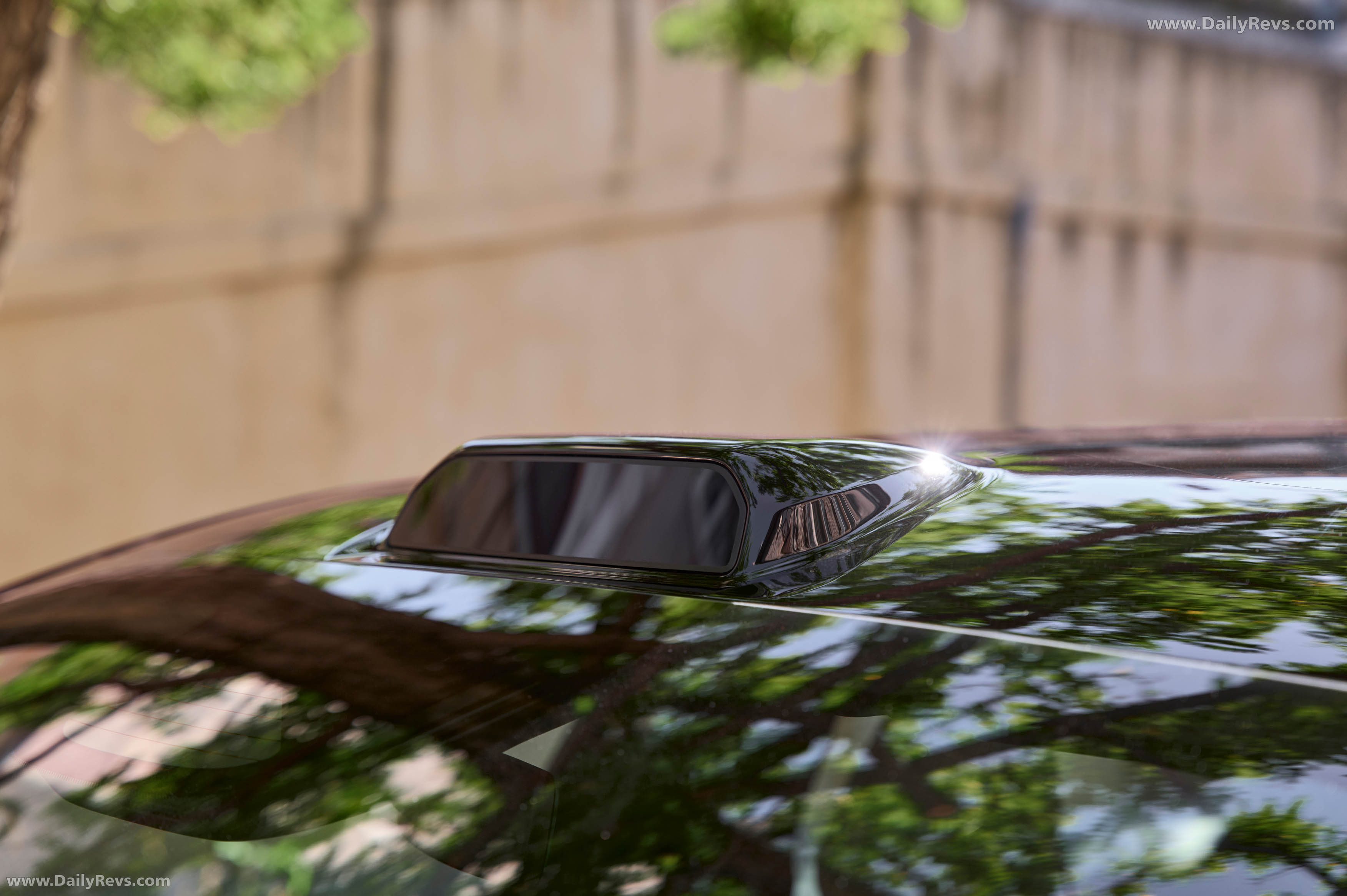 2026 Volvo ES90 Mulberry Red Exterior