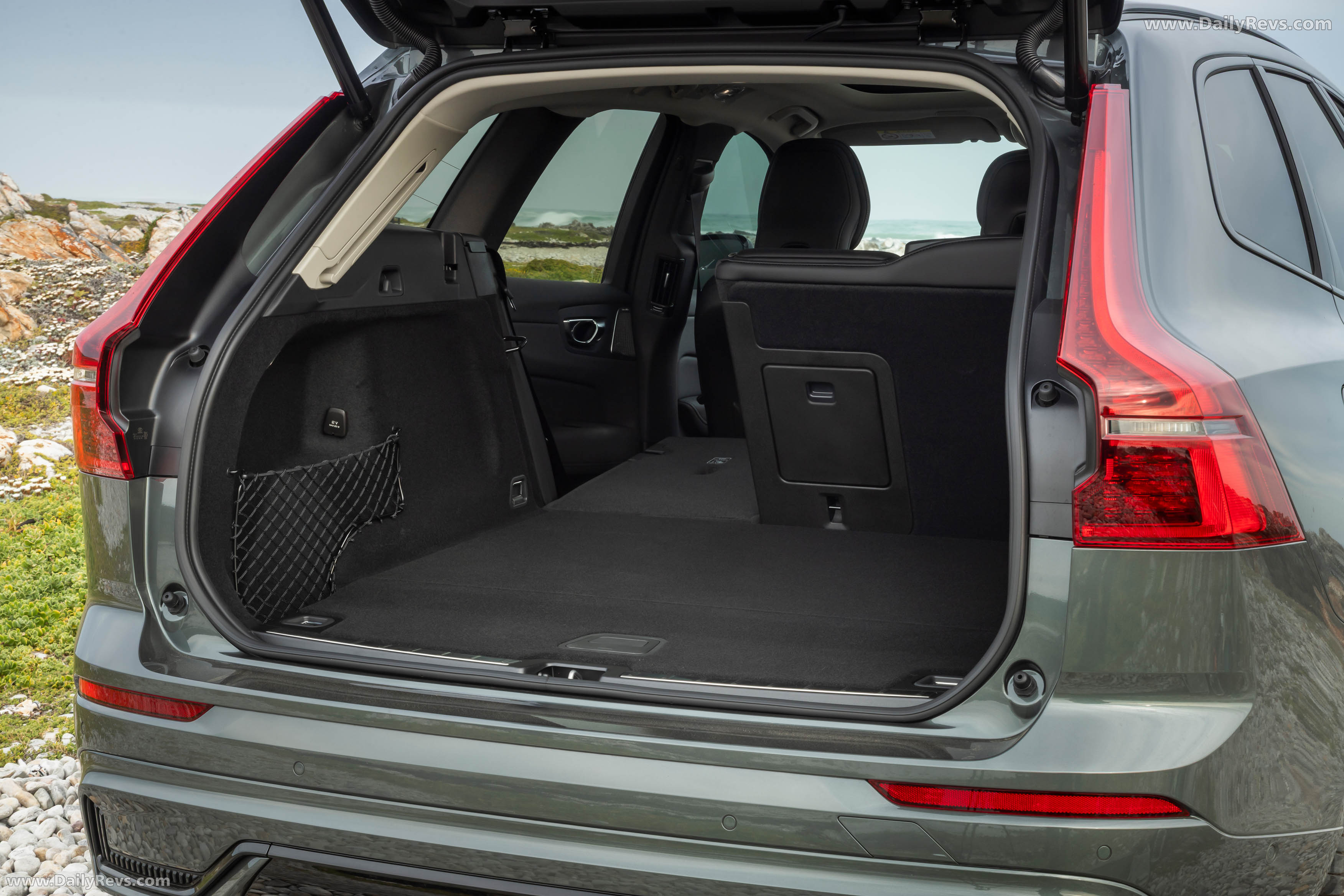 2026 Volvo XC60 South African Version Interior