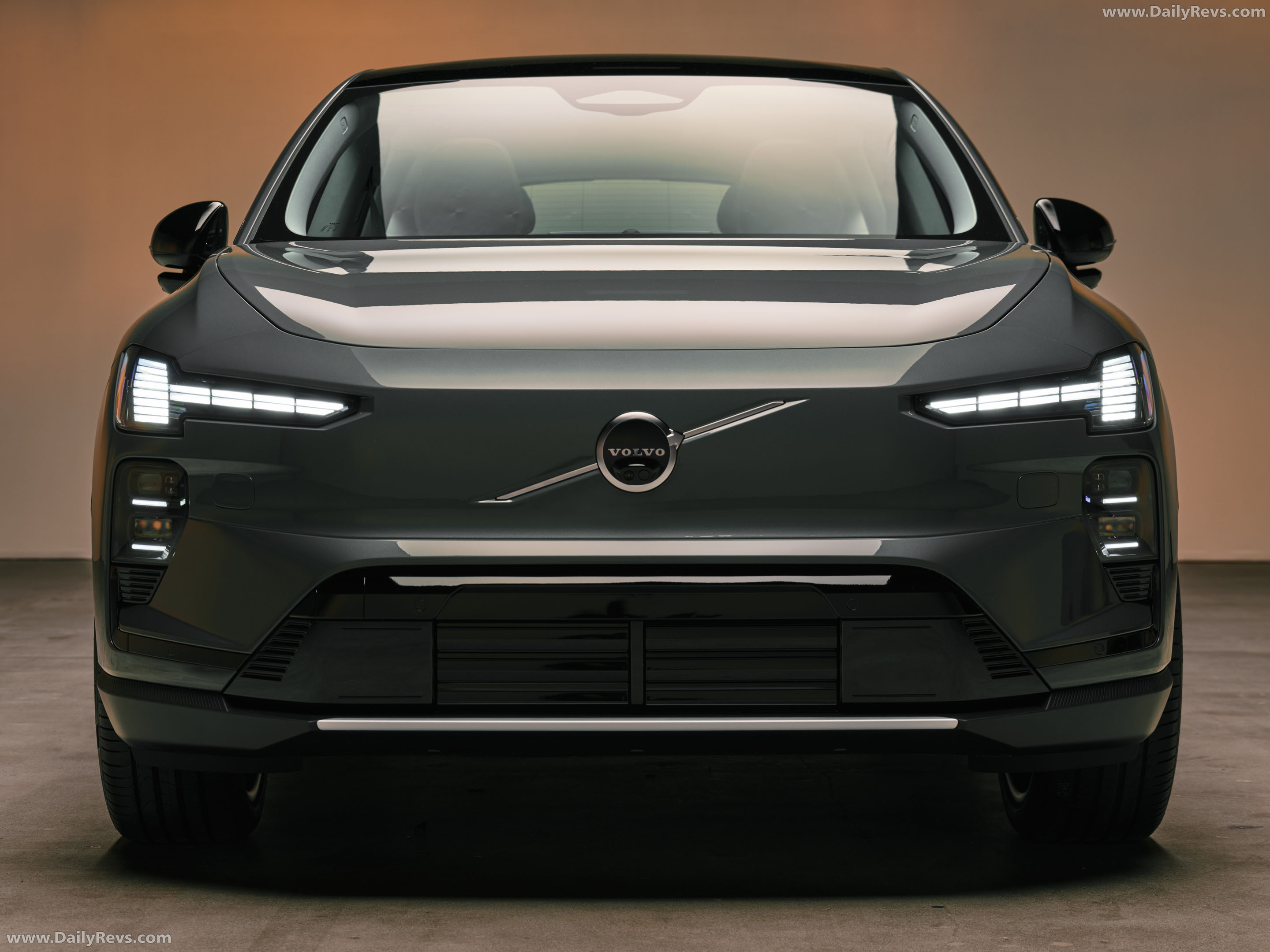 2027 Volvo EX60 Front View