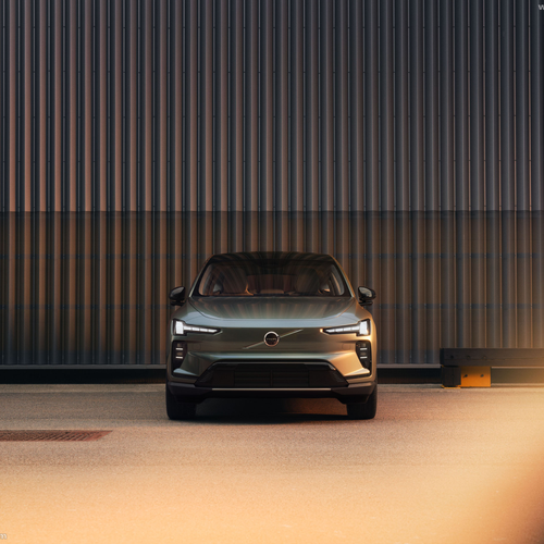 2027 Volvo EX60 Front View