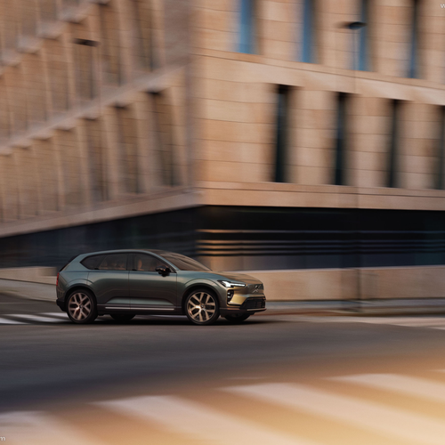 2027 Volvo EX60 Side View