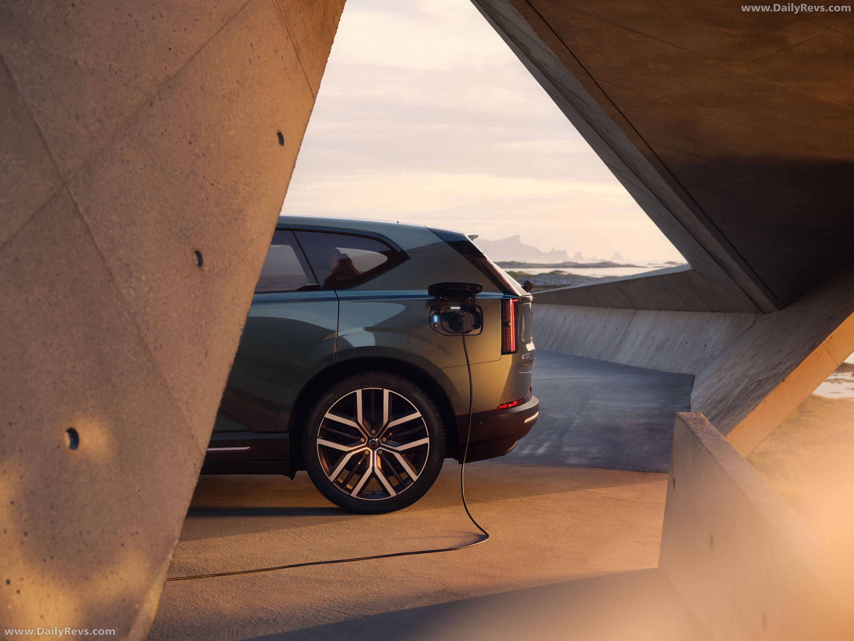 2027 Volvo EX60 Exterior