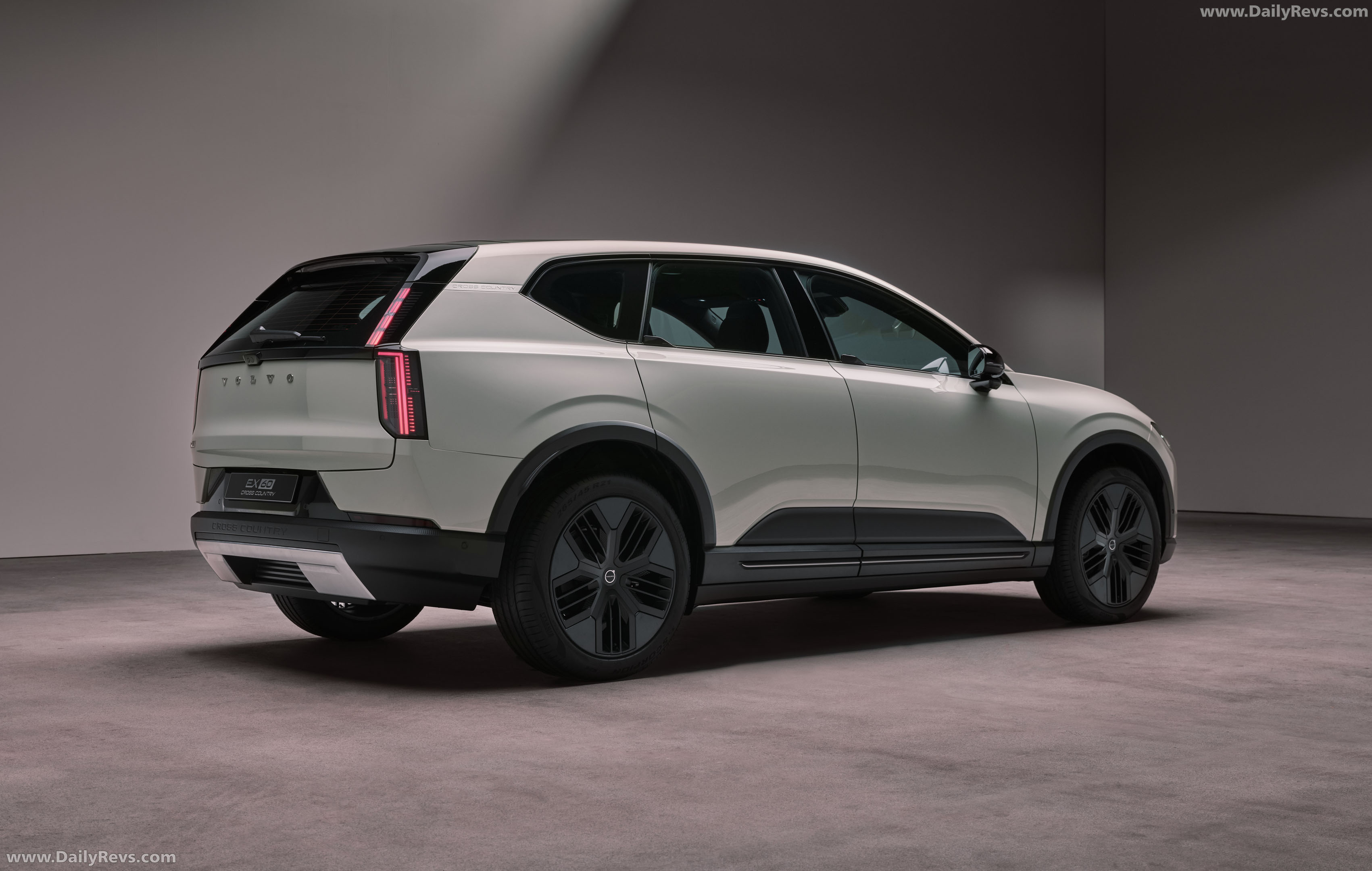 2027 Volvo EX60 Cross Country Rear View