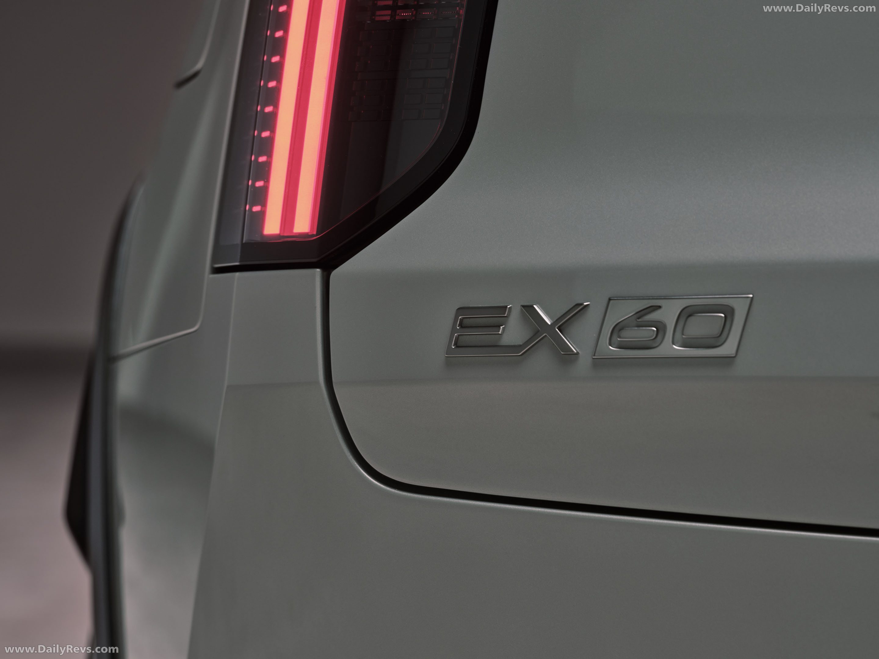 2027 Volvo EX60 Cross Country Exterior