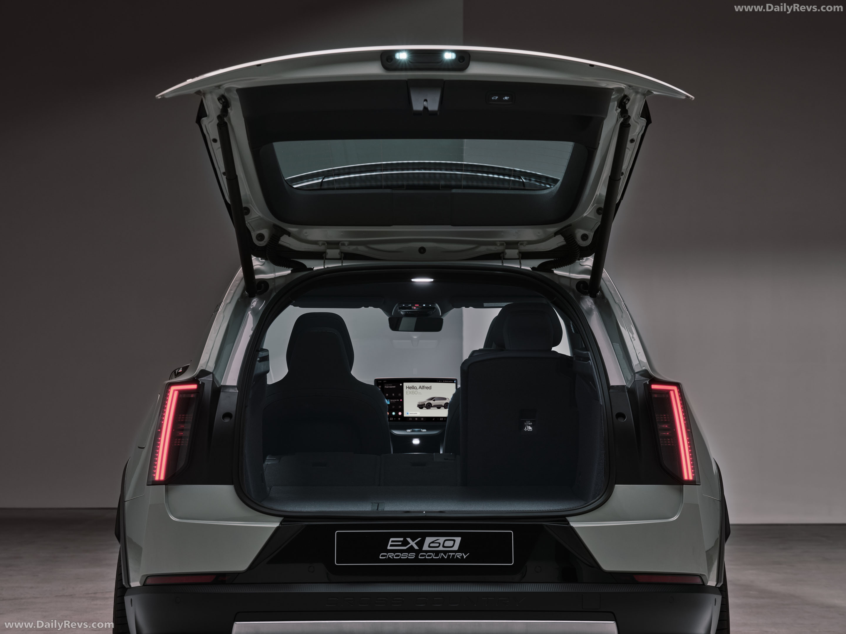 2027 Volvo EX60 Cross Country Interior