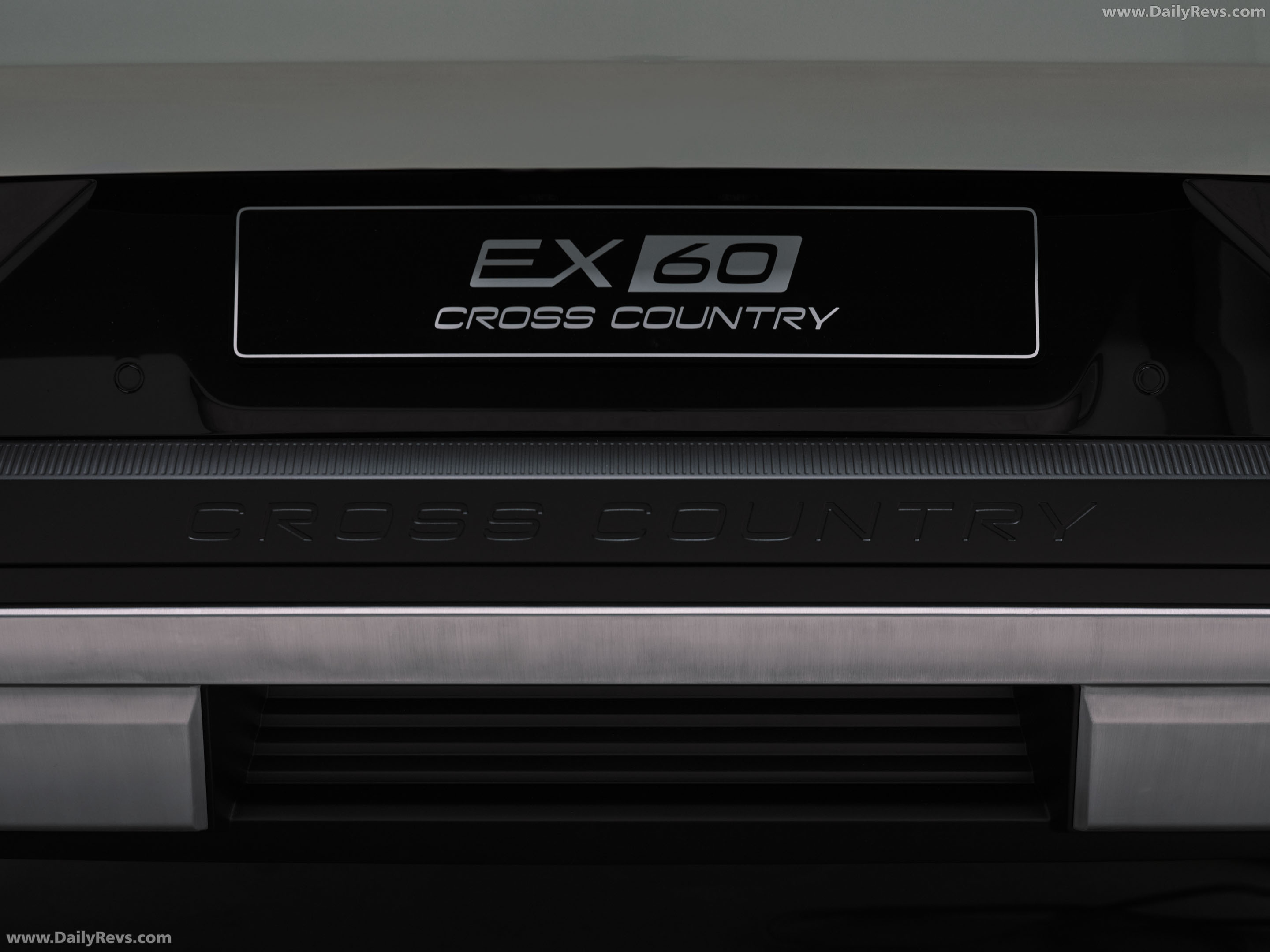 2027 Volvo EX60 Cross Country Interior
