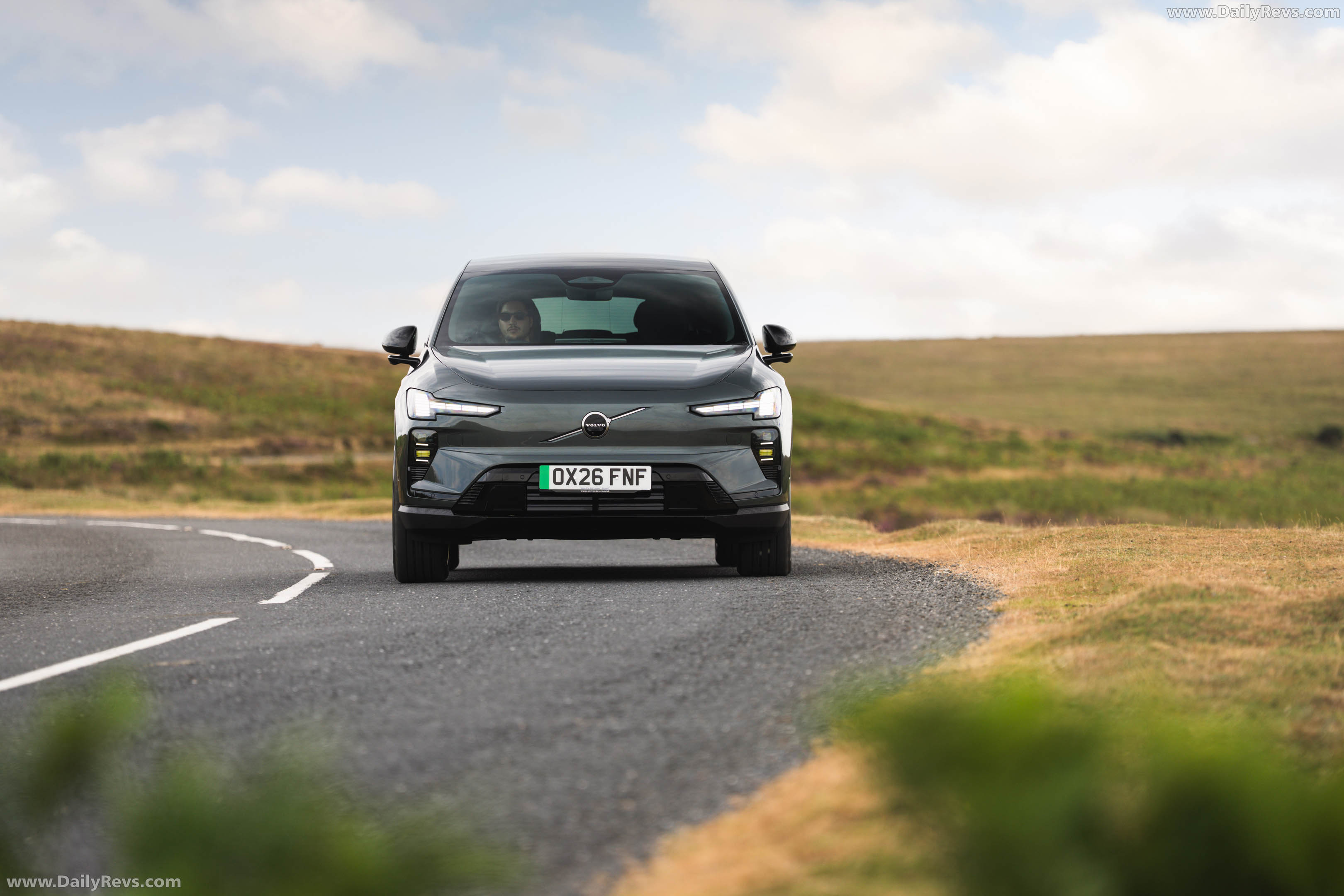 2027 Volvo EX60 UK Version Front View
