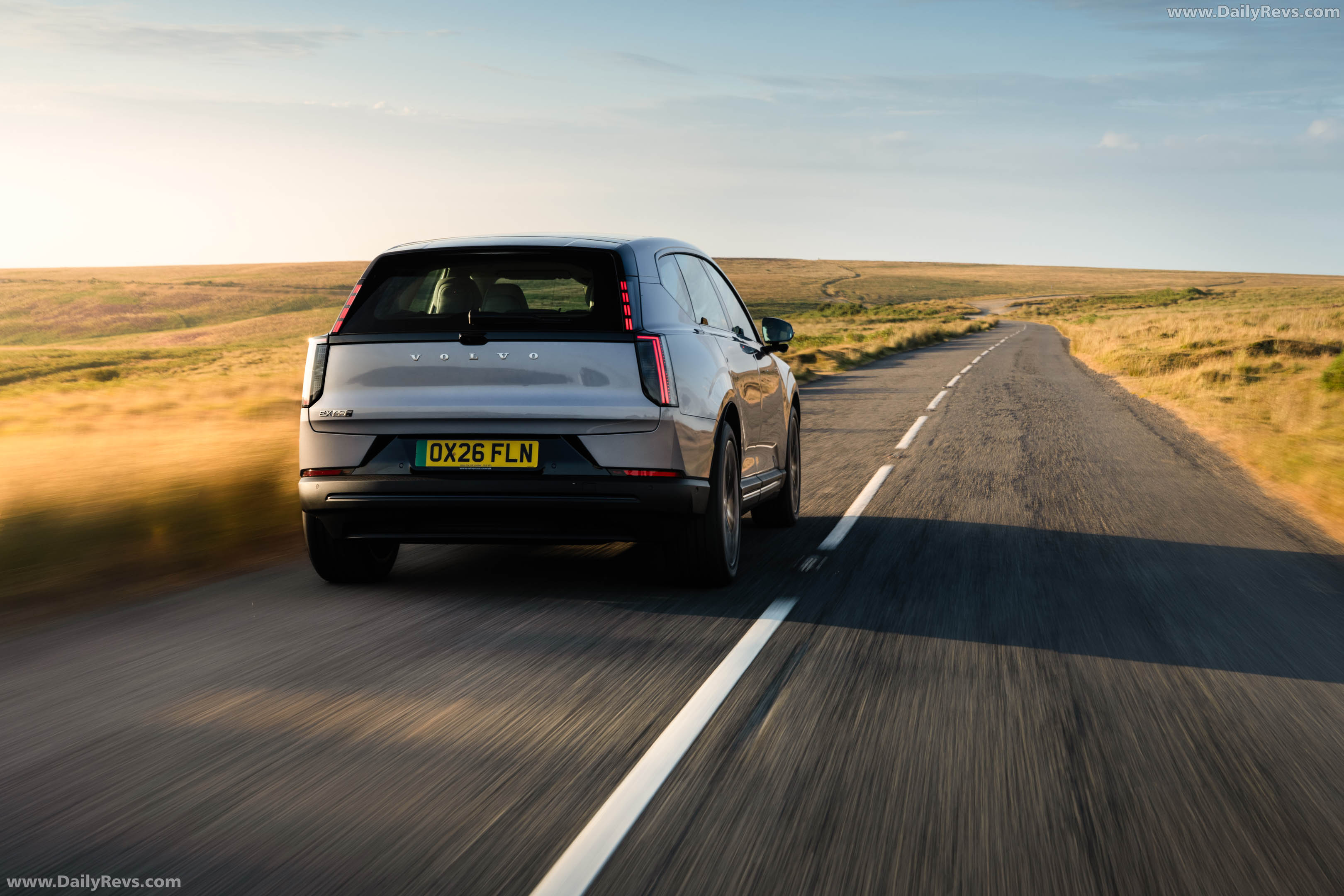 2027 Volvo EX60 UK Version Rear View