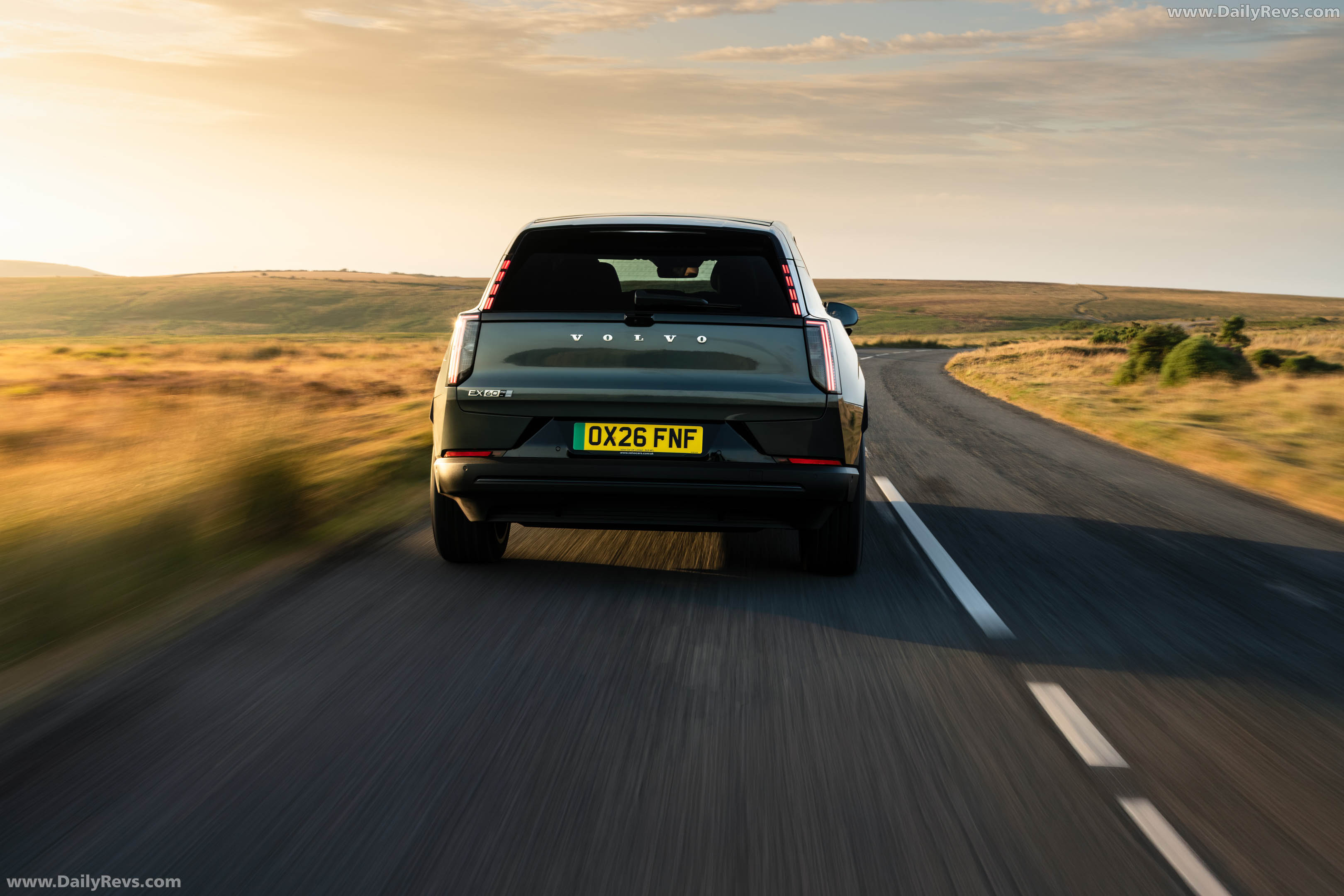 2027 Volvo EX60 UK Version Rear View