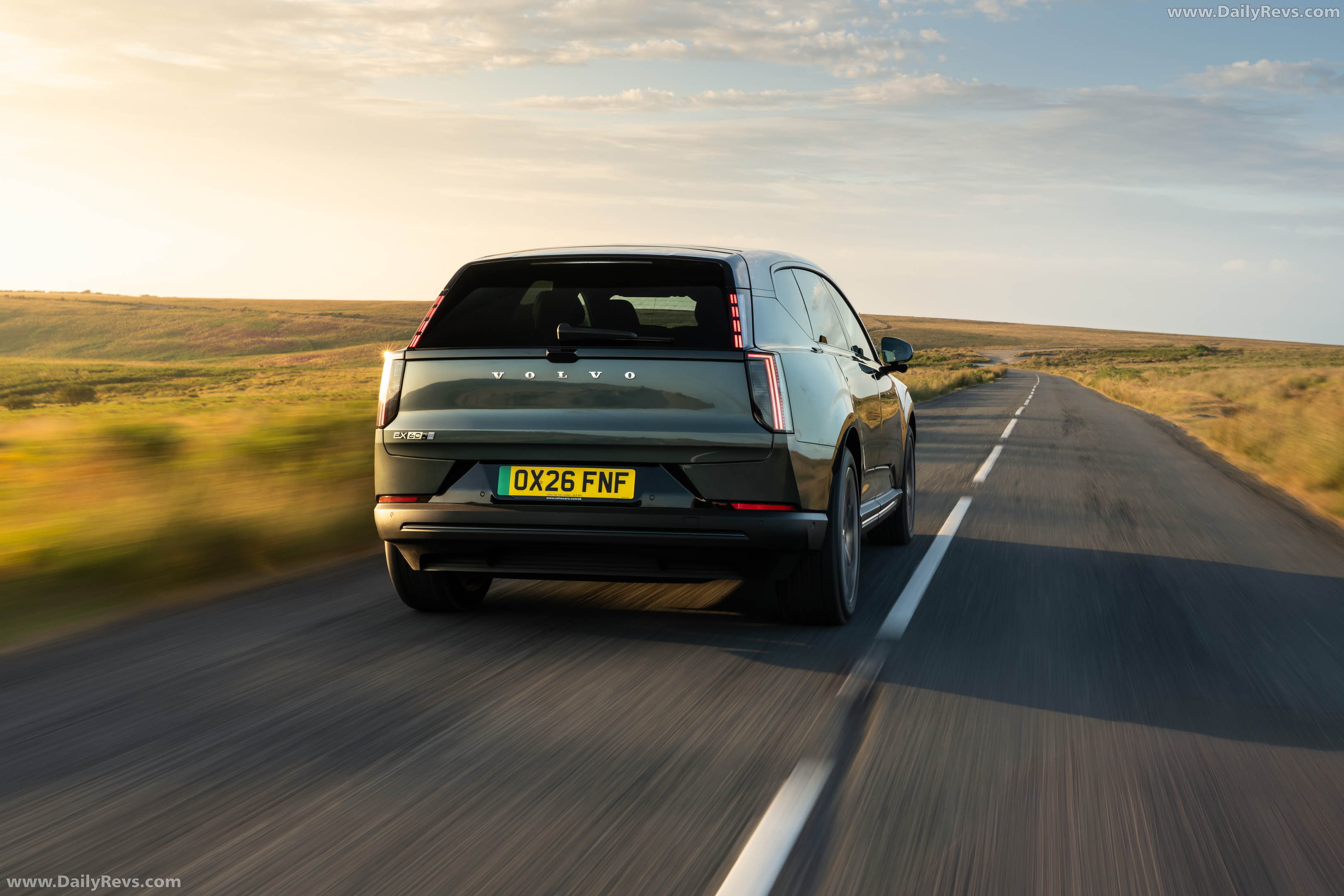 2027 Volvo EX60 UK Version Rear View