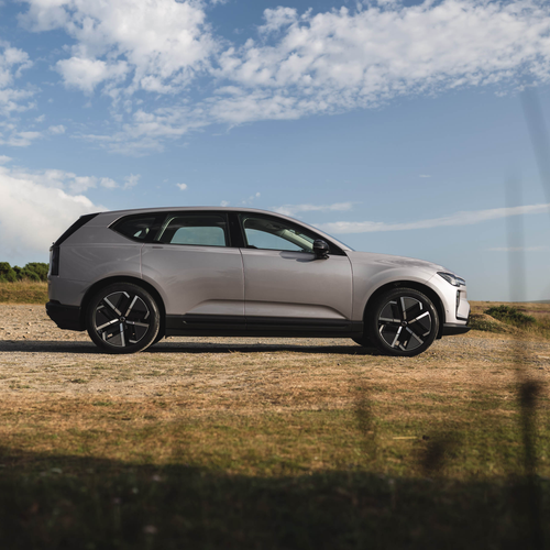 2027 Volvo EX60 UK Version Side View