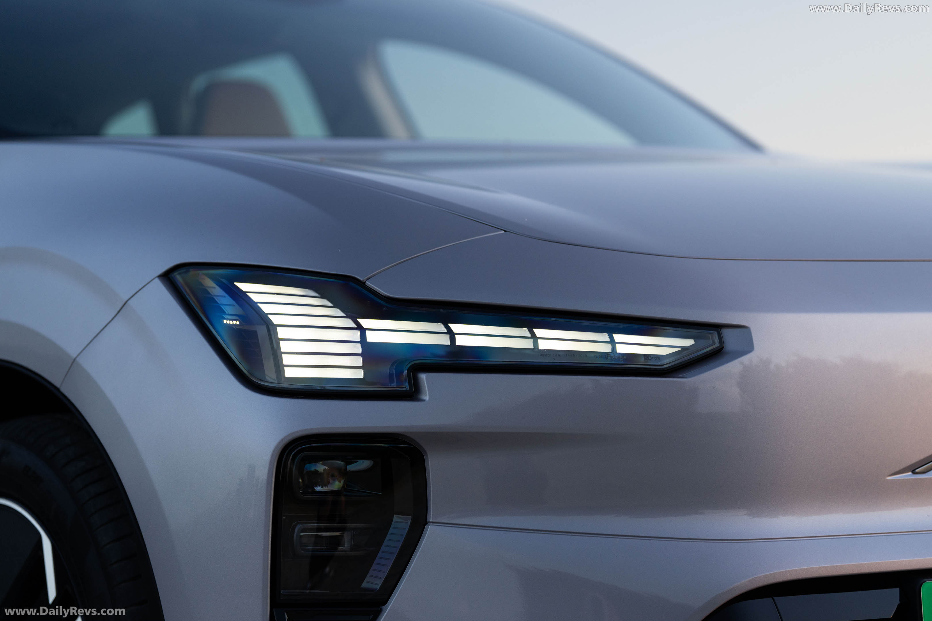 2027 Volvo EX60 UK Version Exterior