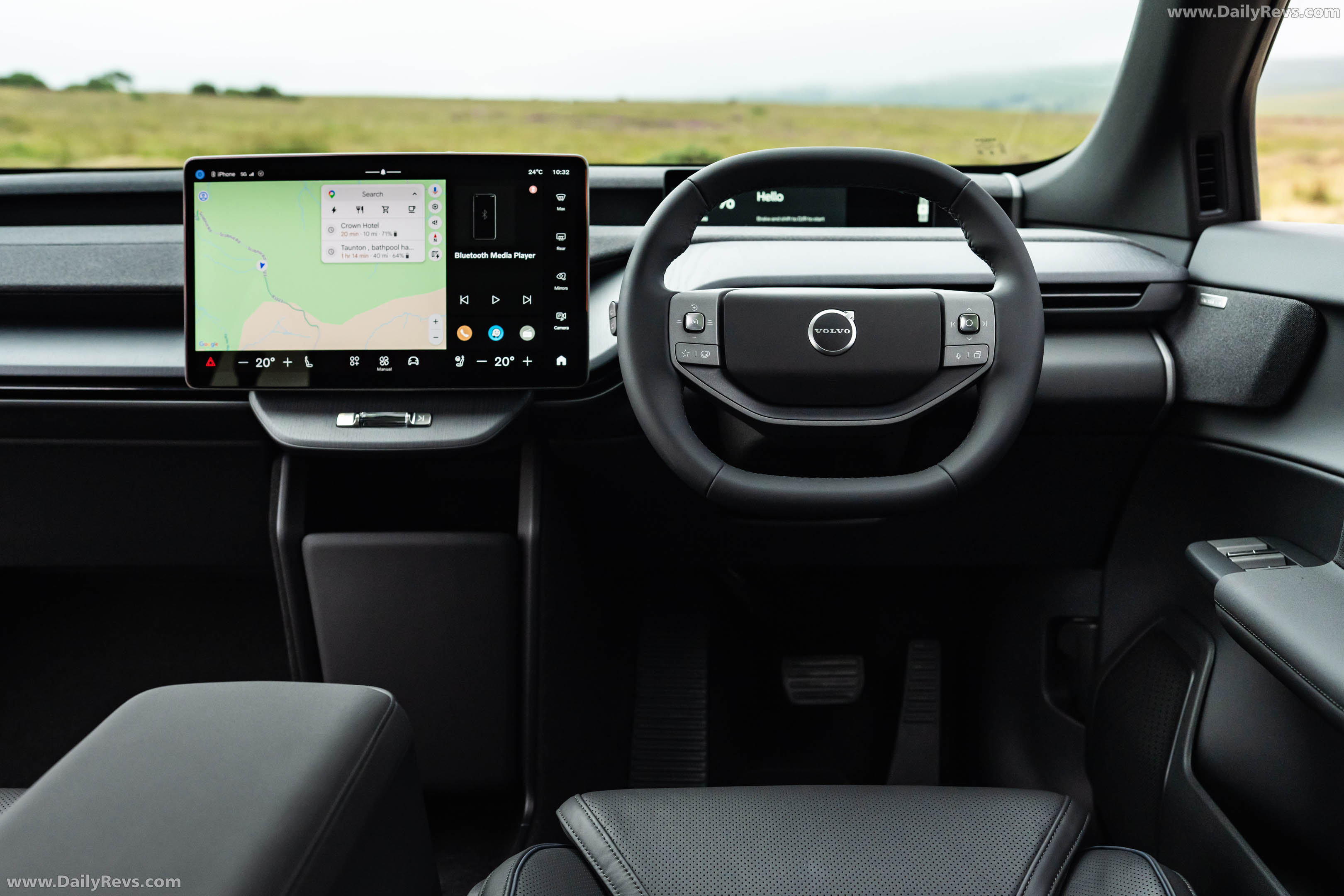 2027 Volvo EX60 UK Version Interior