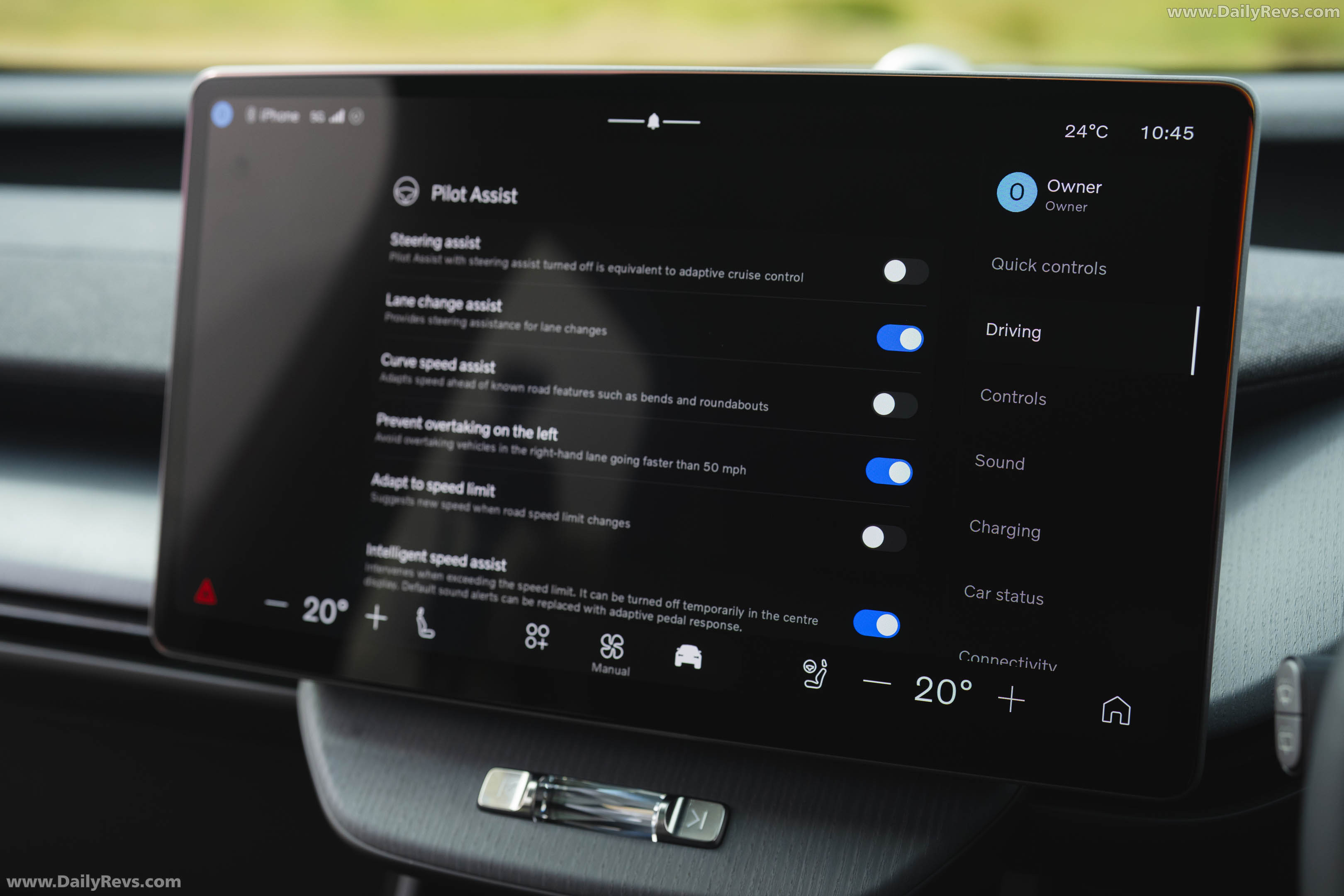 2027 Volvo EX60 UK Version Interior