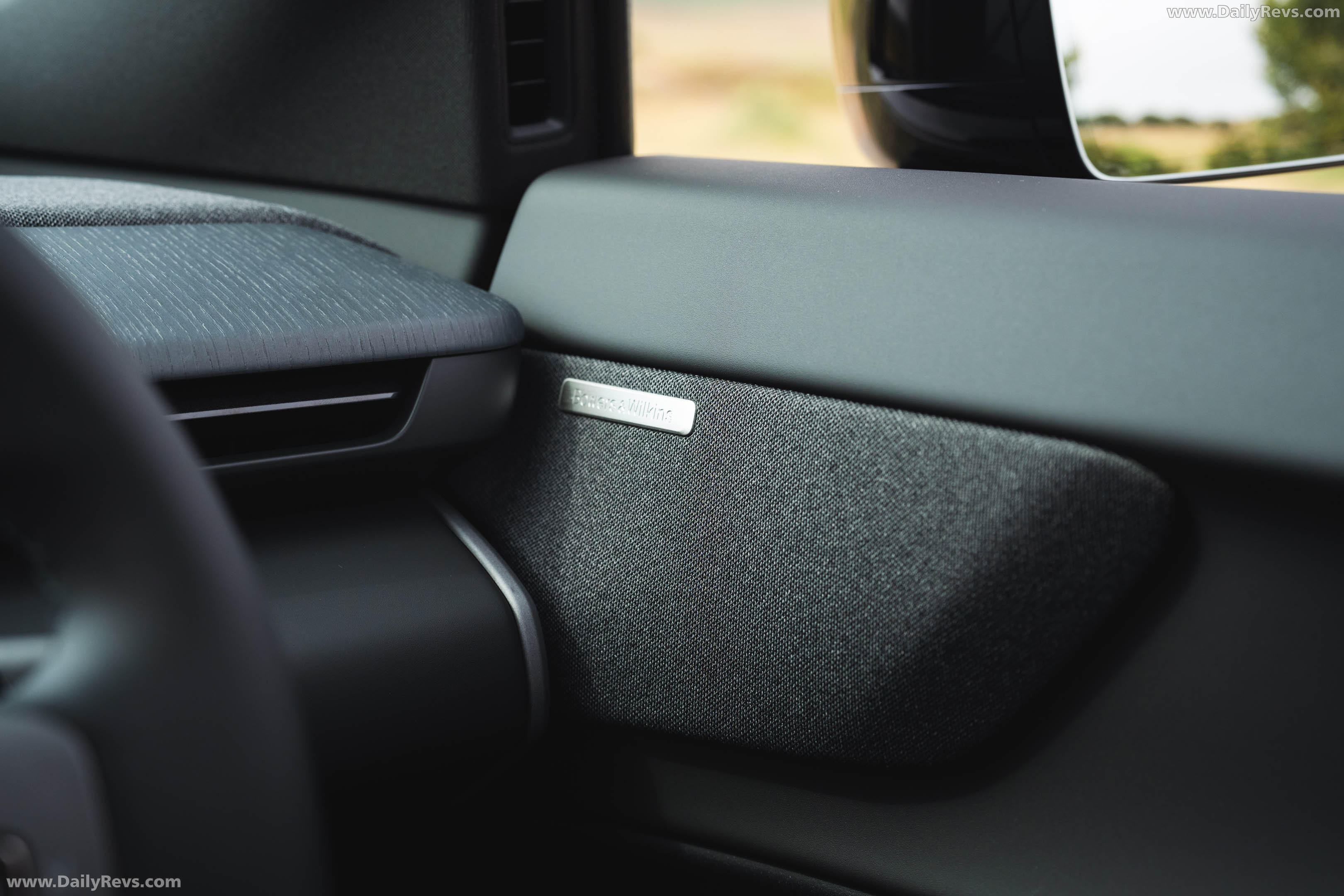2027 Volvo EX60 UK Version Interior