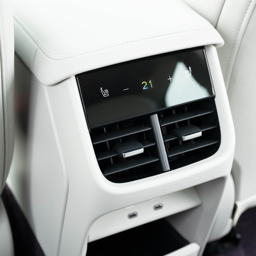 2027 Volvo EX60 UK Version Interior