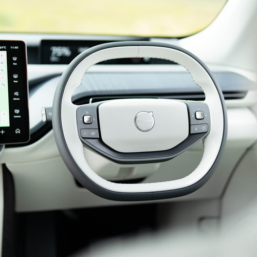 2027 Volvo EX60 UK Version Interior