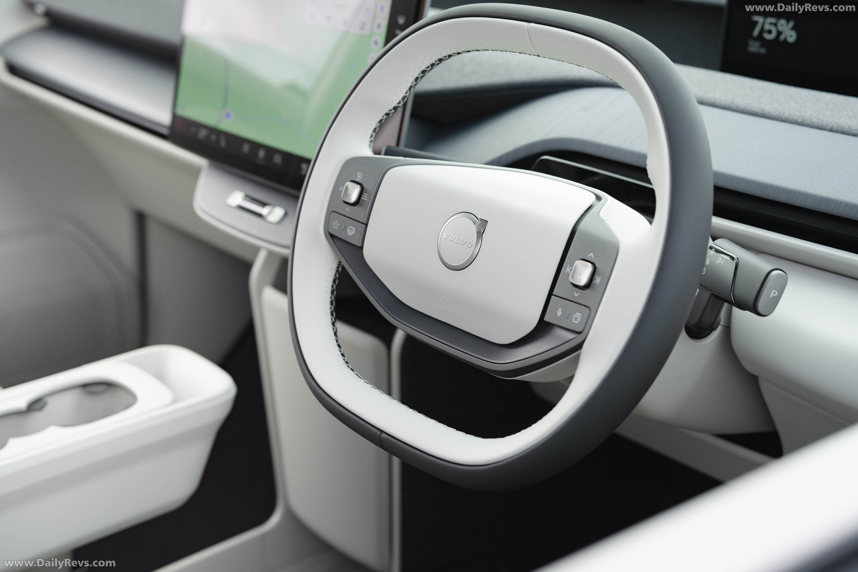 2027 Volvo EX60 UK Version Interior