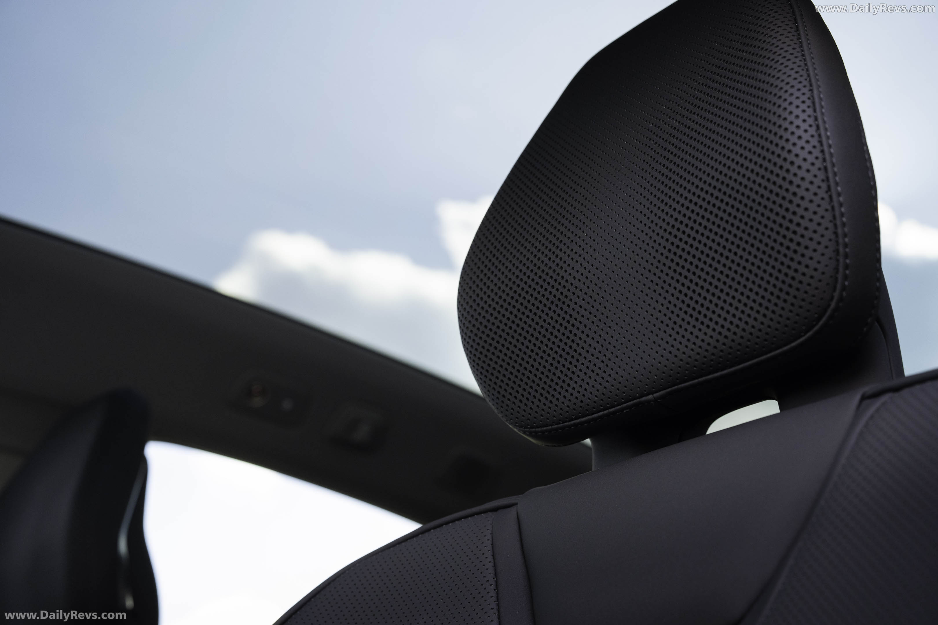 2026 Volvo ES90 UK Version Interior
