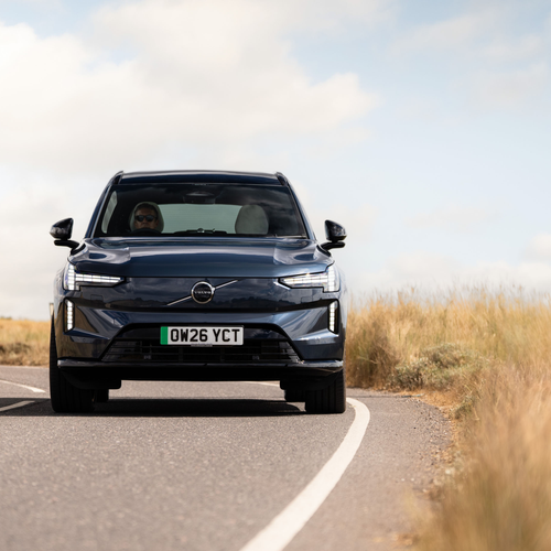 2027 Volvo EX90 UK Version Front View