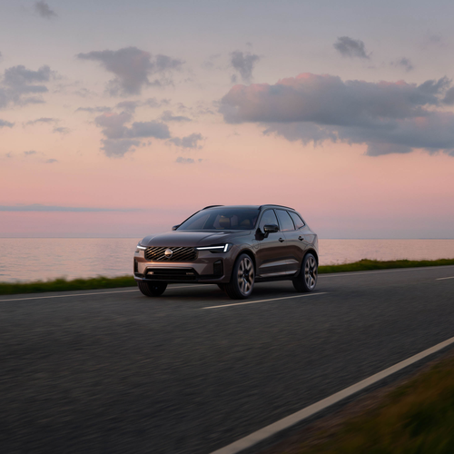 2027 Volvo XC60 Front View
