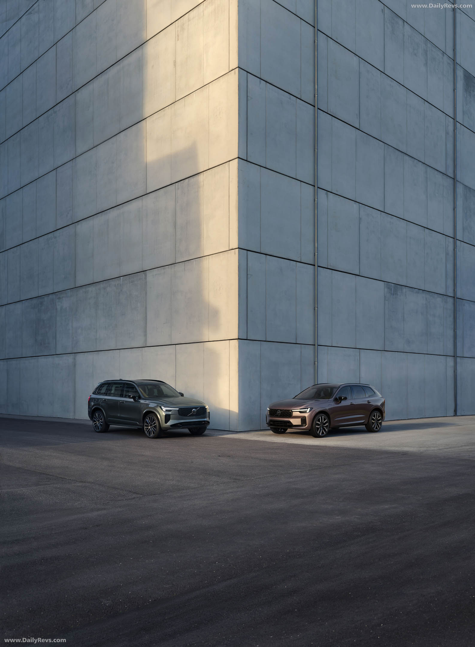 2027 Volvo XC60 Front View
