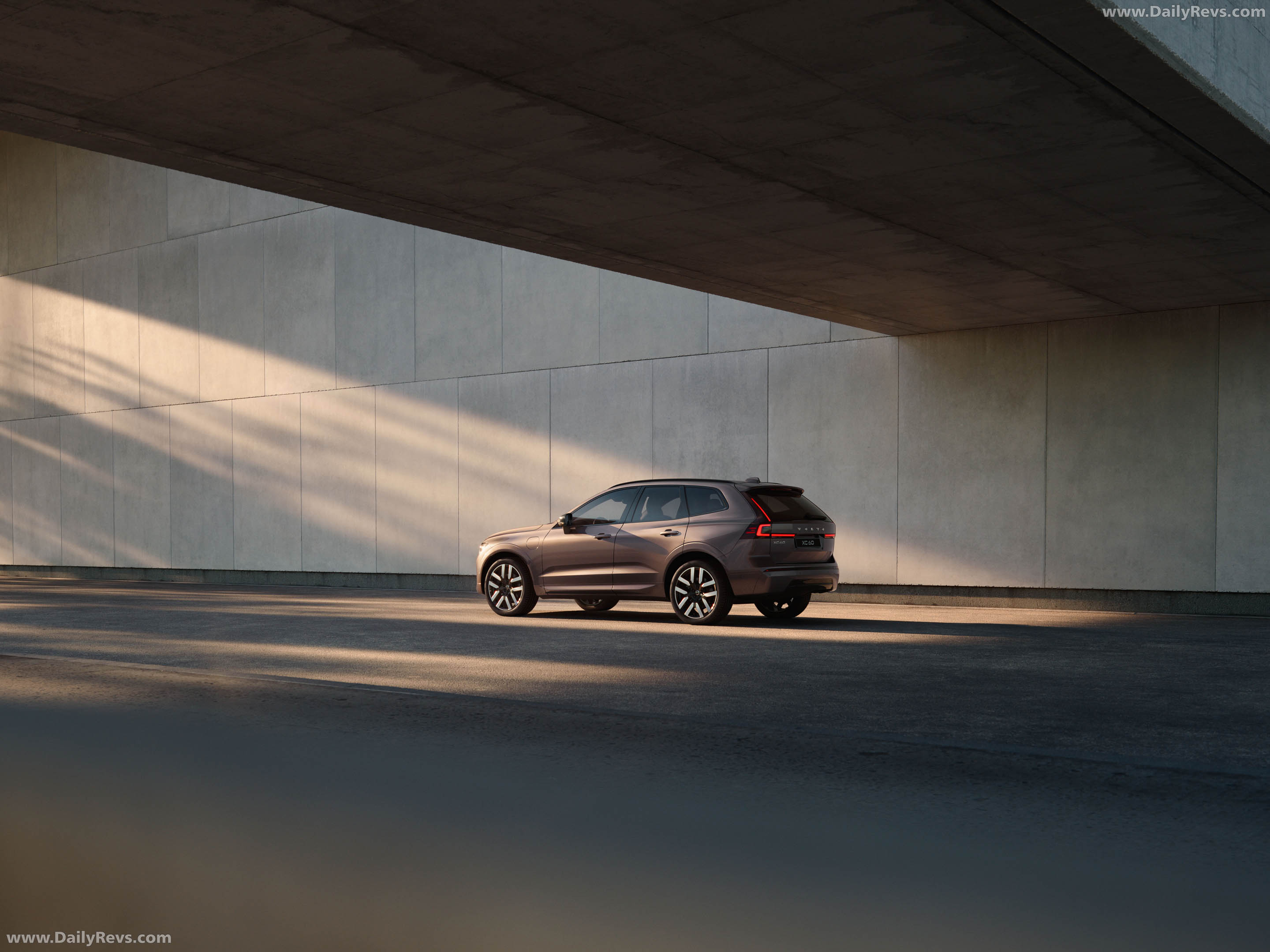 2027 Volvo XC60 Rear View