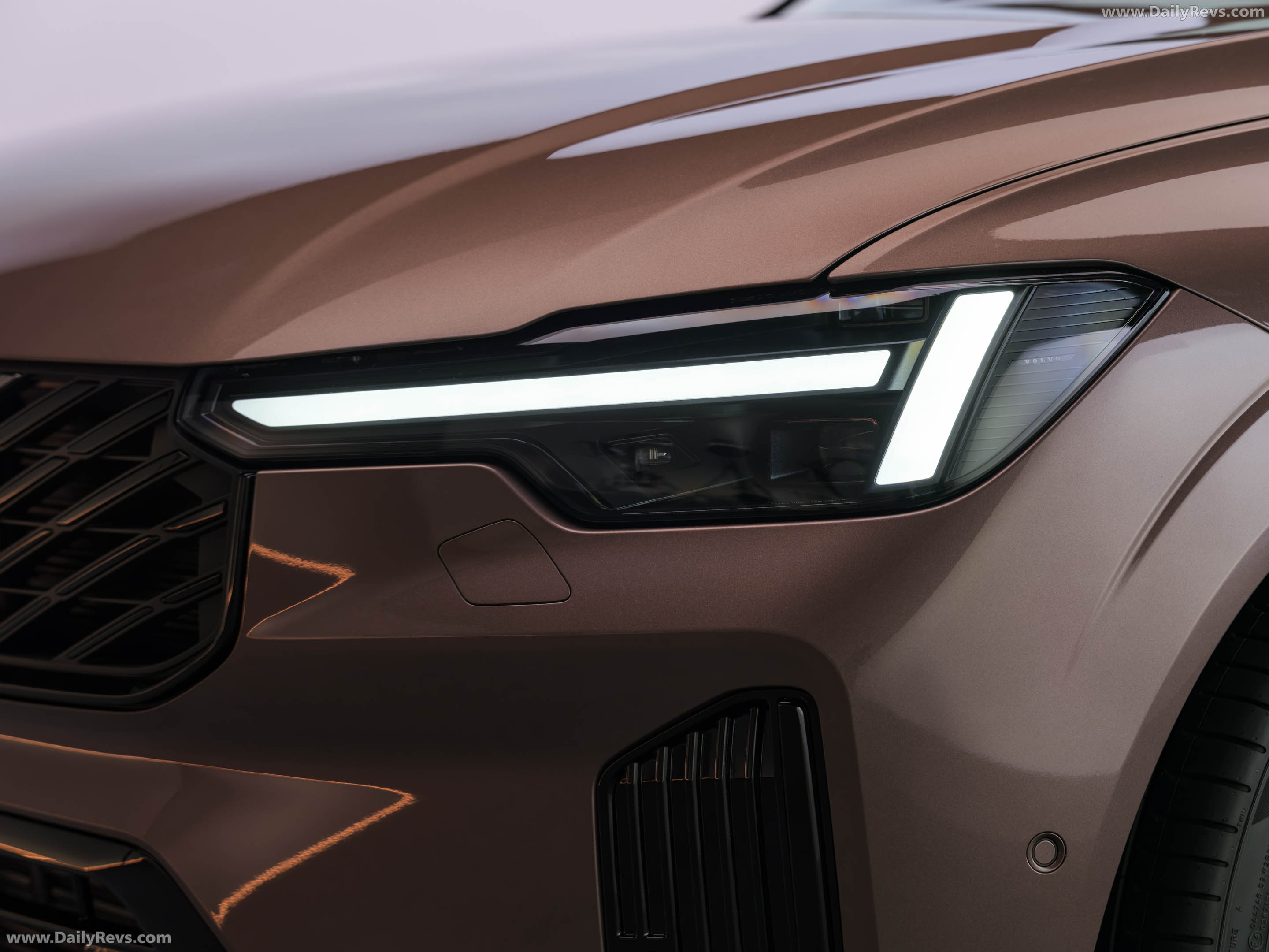 2027 Volvo XC60 Exterior