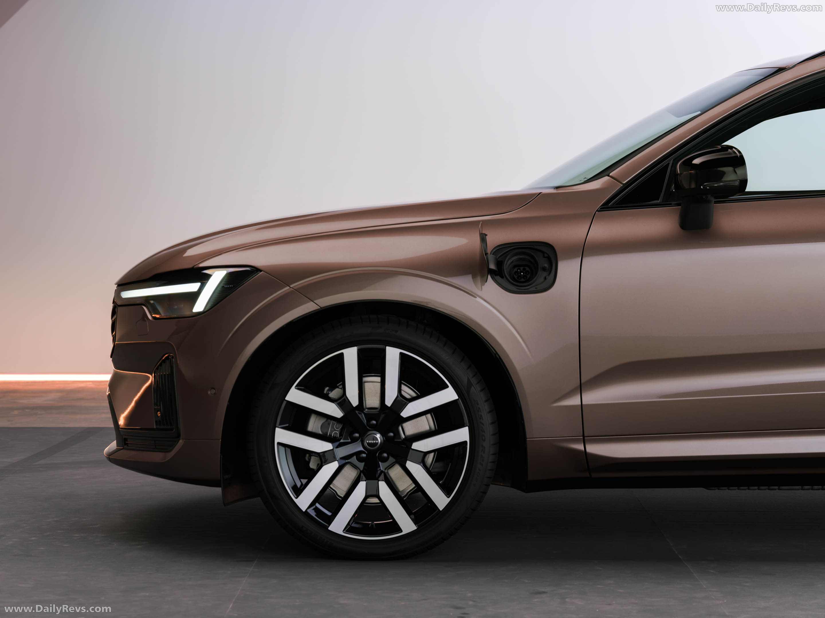 2027 Volvo XC60 Exterior