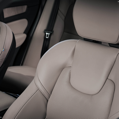 2027 Volvo XC60 Interior