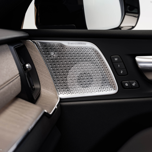 2027 Volvo XC60 Interior