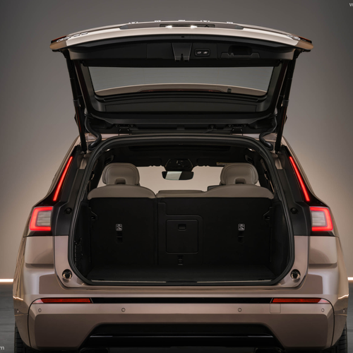 2027 Volvo XC60 Interior