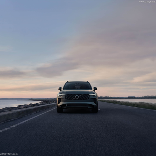 2027 Volvo XC90 Front View